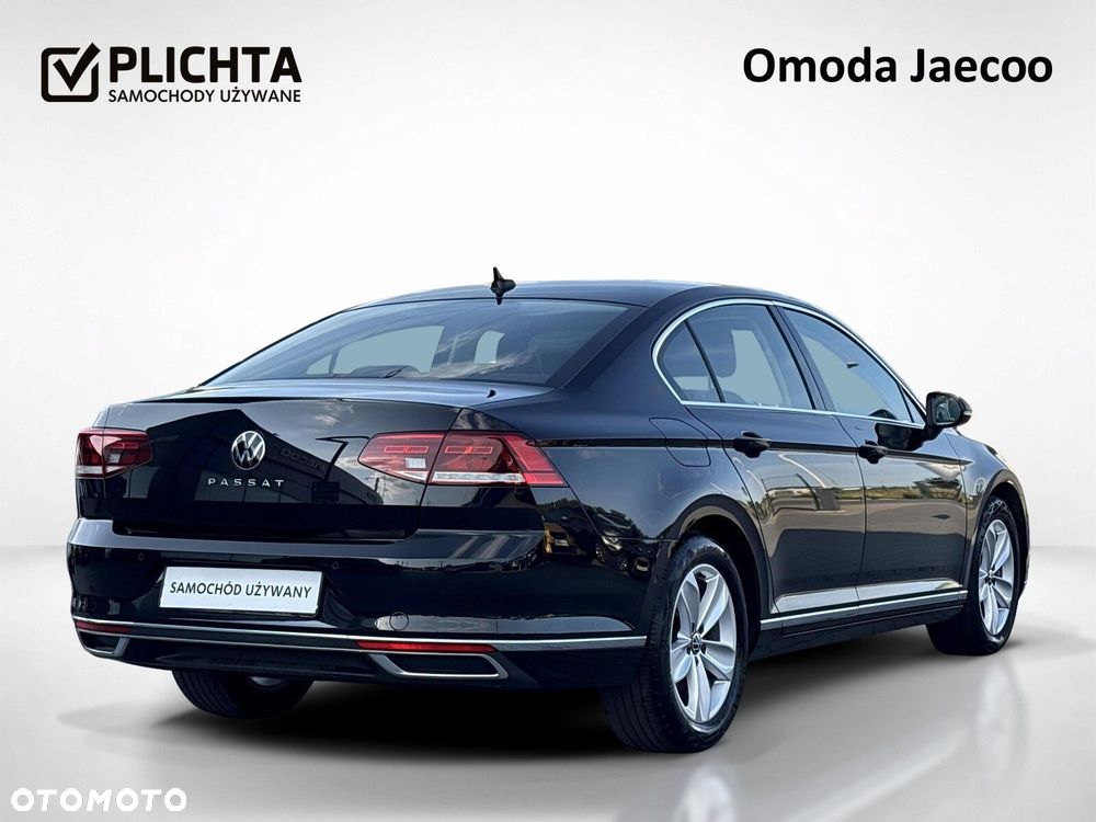 Volkswagen Passat - 6