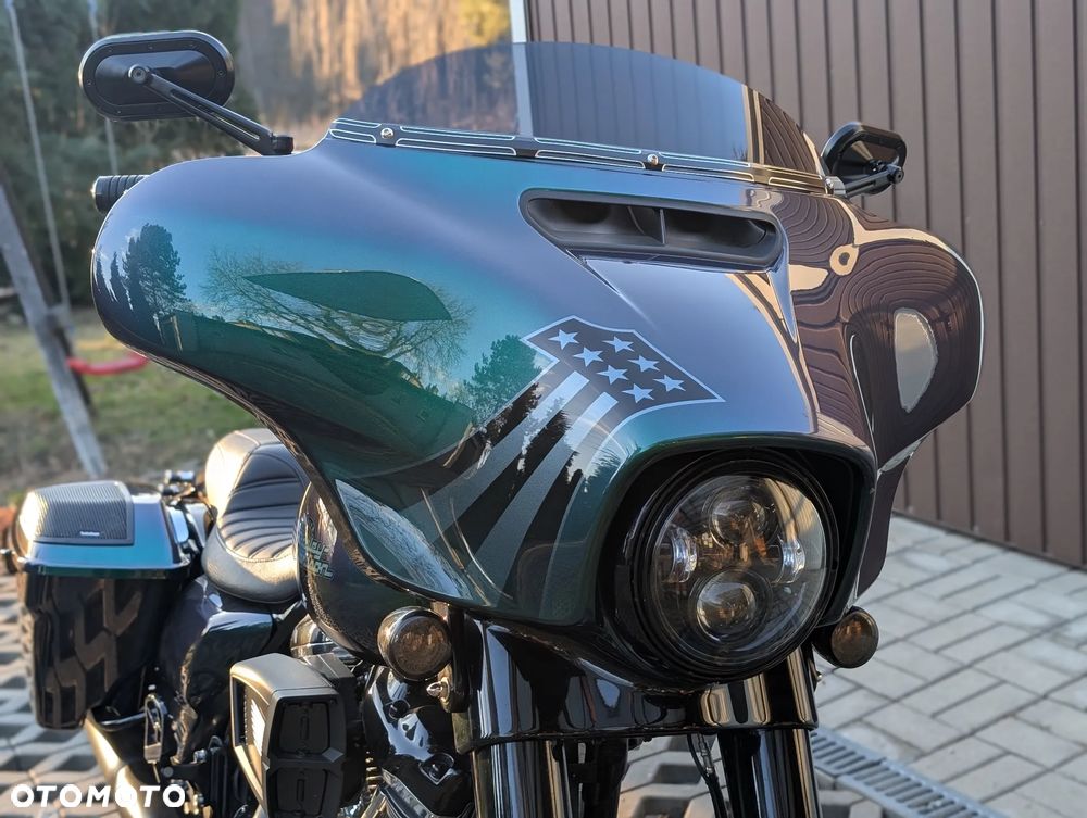 Harley-Davidson Touring Street Glide - 3