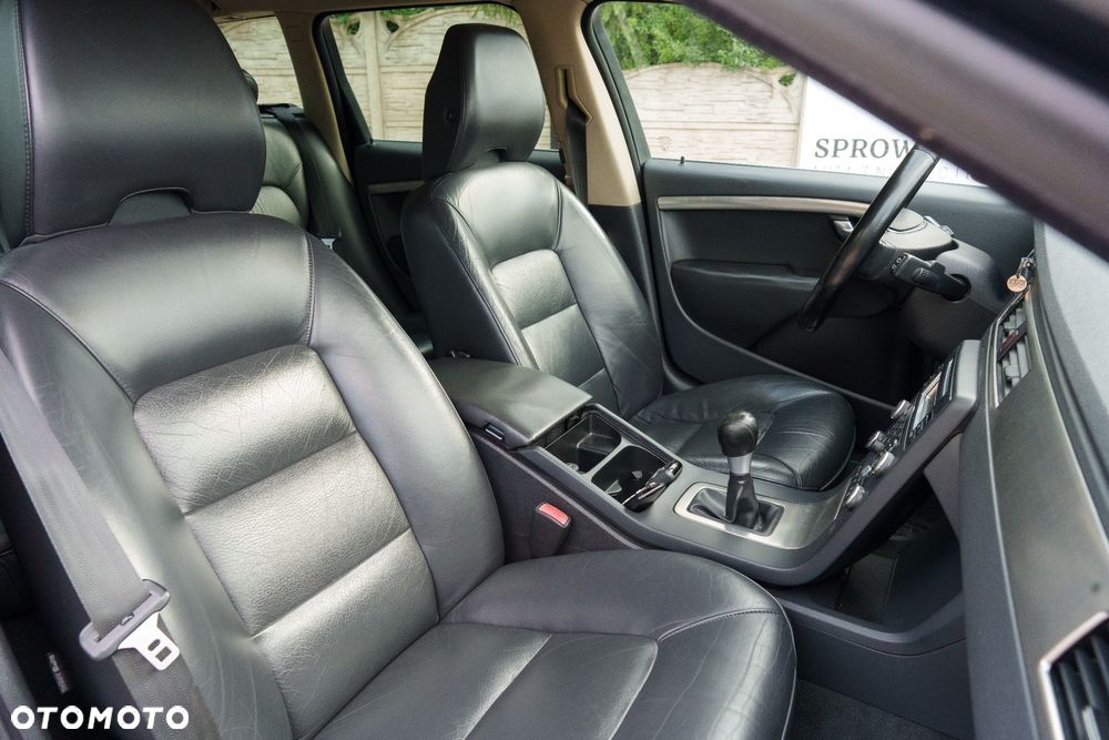 Volvo V70 2.0D Momentum - 22