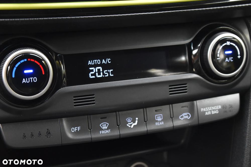 Hyundai Kona 1.6 T-GDI DCT 4WD Premium - 35