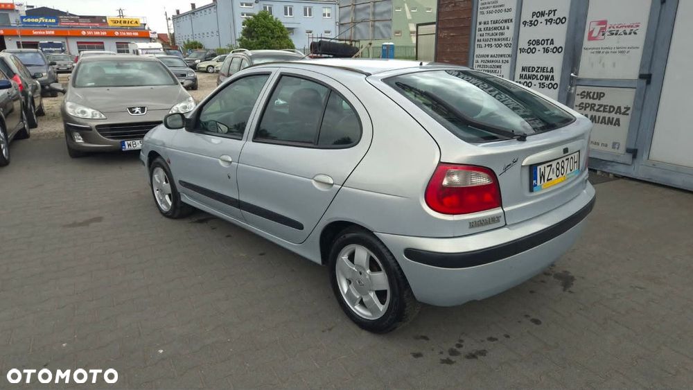 Renault Megane - 2