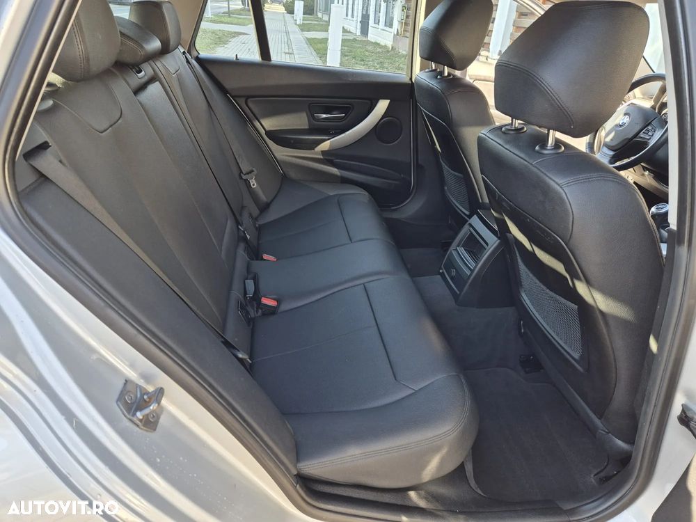 BMW Seria 3 316d - 16