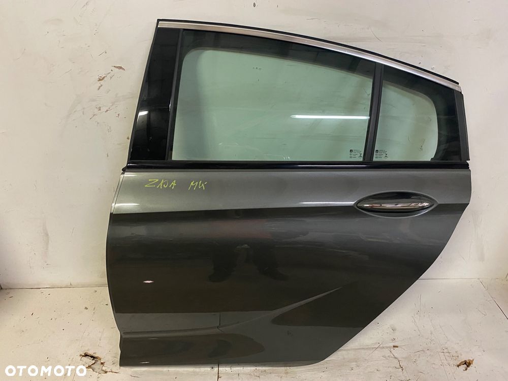 Opel Insignia b drzwi tył lewe  z10a - 1