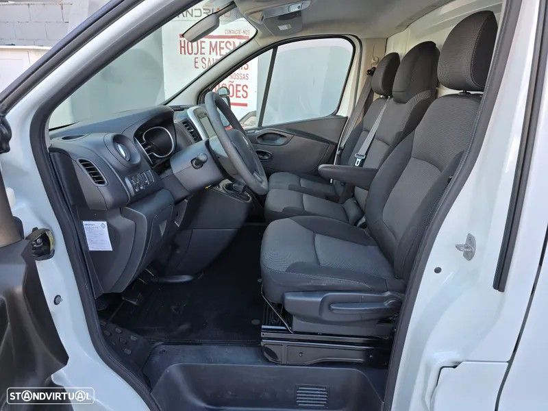 Renault Trafic 1.6 dCi L2H1 1.2T - 10