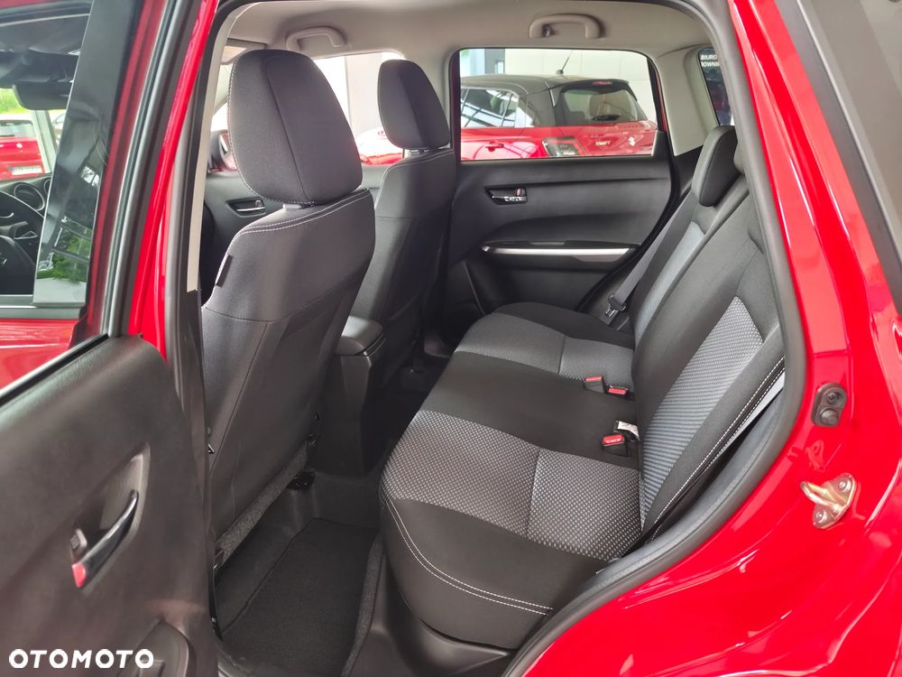 Suzuki Vitara - 16