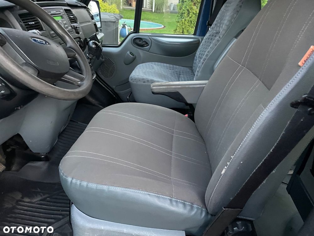 Ford Transit - 20