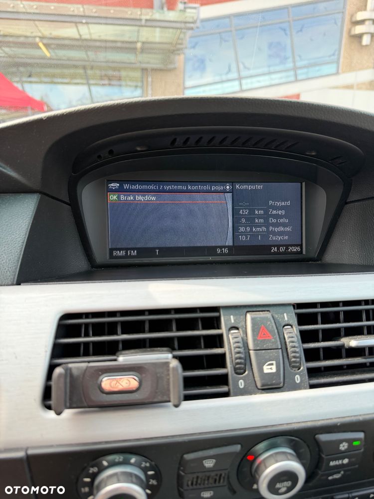 BMW Seria 5 530d xDrive - 18