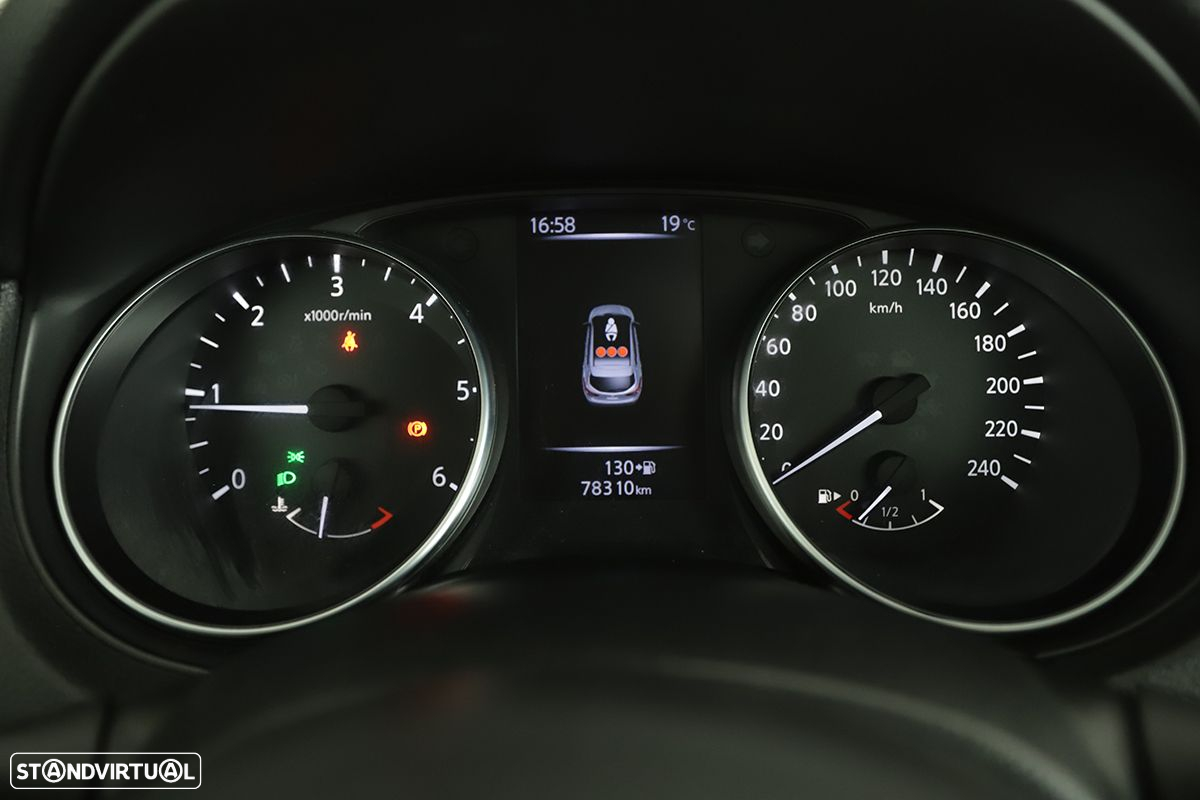 Nissan Qashqai 1.5 dCi N-Connecta - 15
