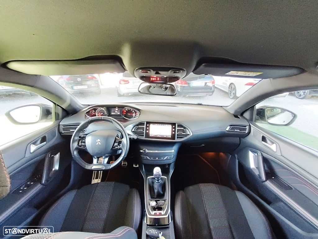Peugeot 308 1.2 PureTech GT Line - 6