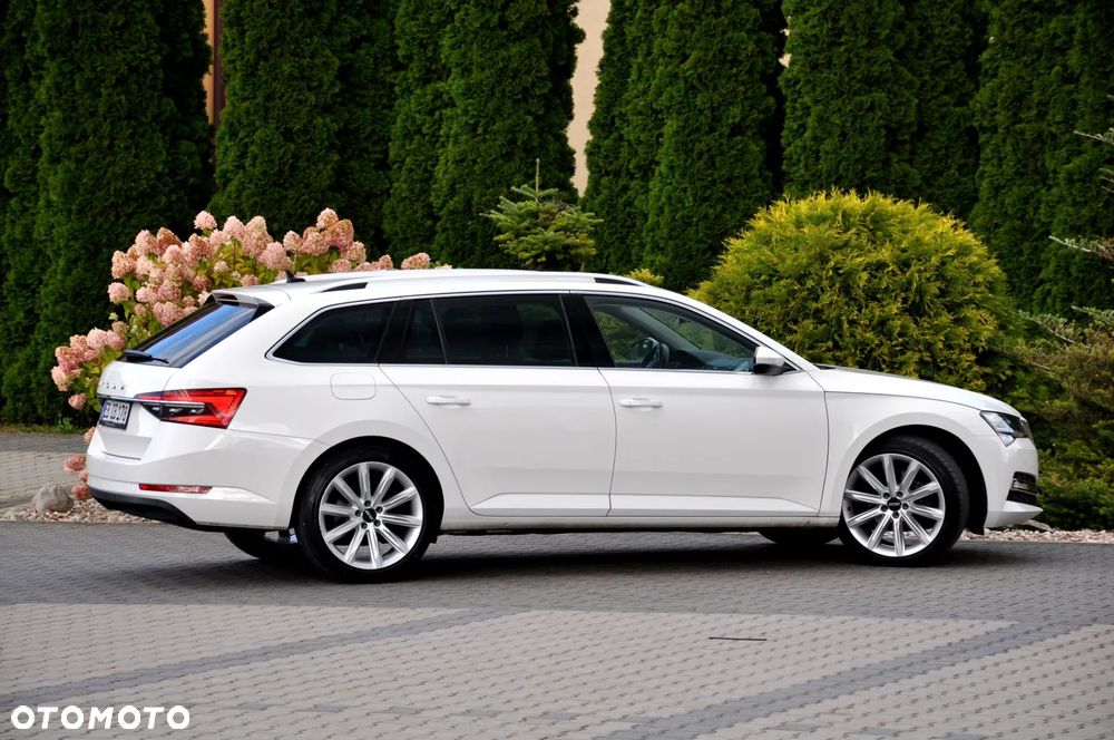 Skoda Superb 2.0 TDI DSG Premium Edition - 10