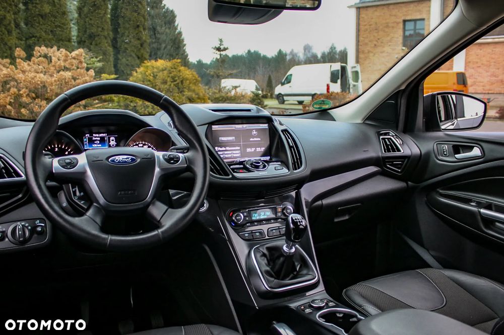 Ford Kuga 2.0 TDCi FWD Titanium - 32