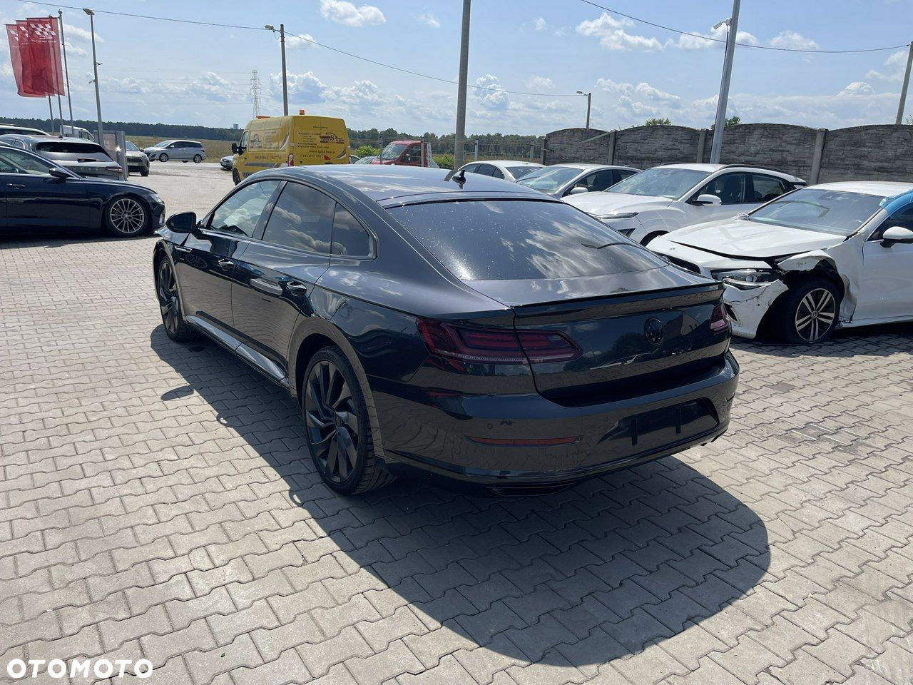 Volkswagen Arteon 2.0 TSI 4Motion R-Line Edition DSG - 2