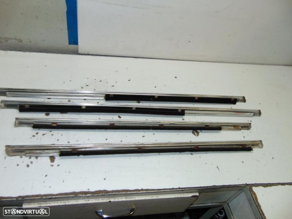 Mercedes W115, 114, raspadores - 4