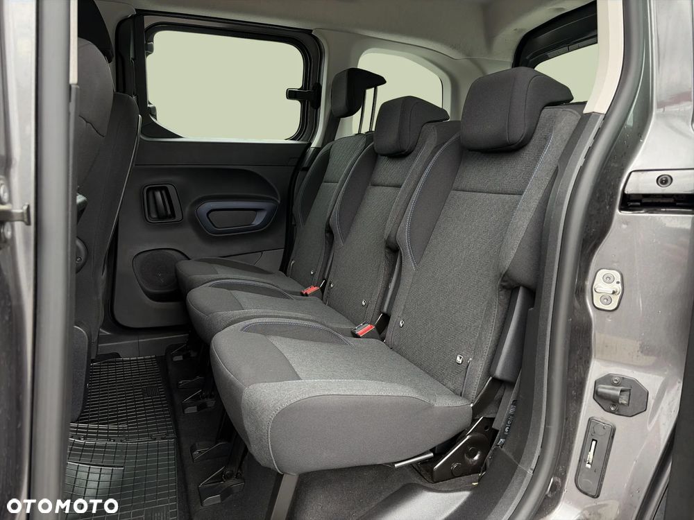 Peugeot Rifter 50kWh Allure - 17