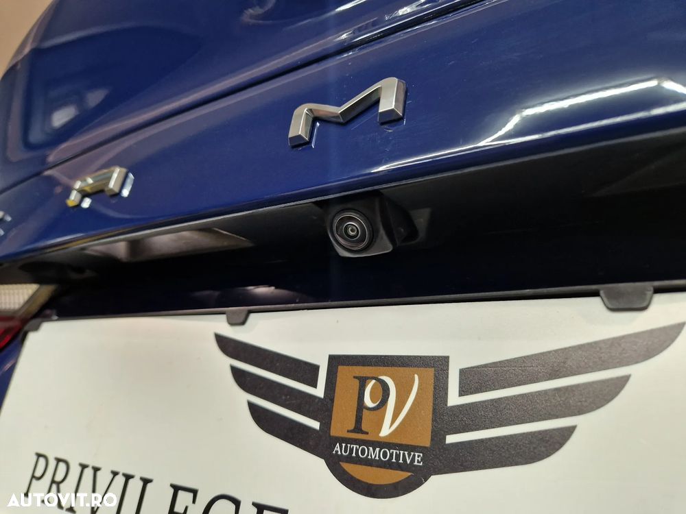 Toyota Camry 2.5 Hybrid Dynamic - 25