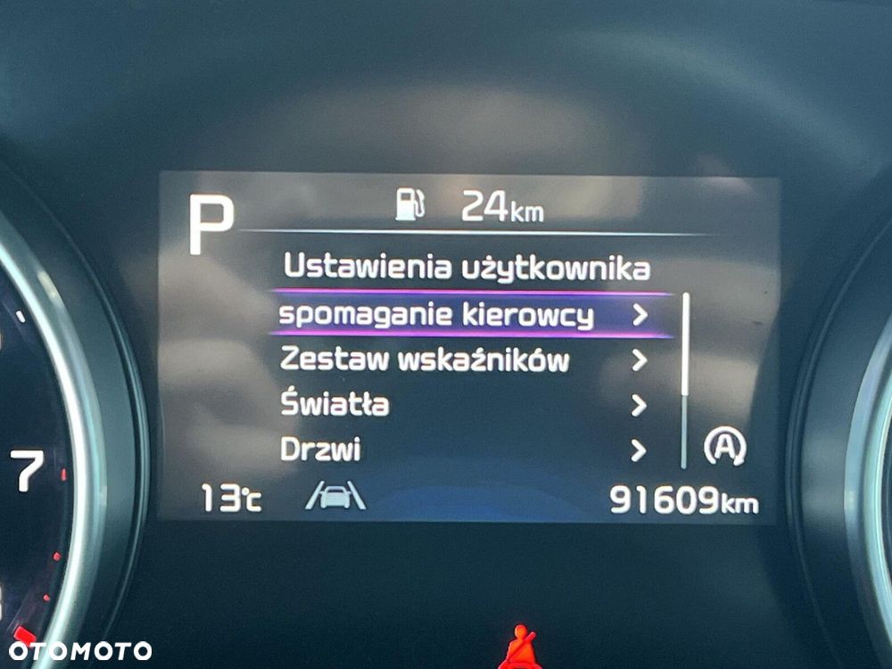 Kia Ceed - 11