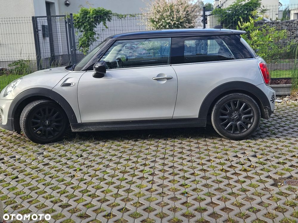 MINI Cooper Standard - 1