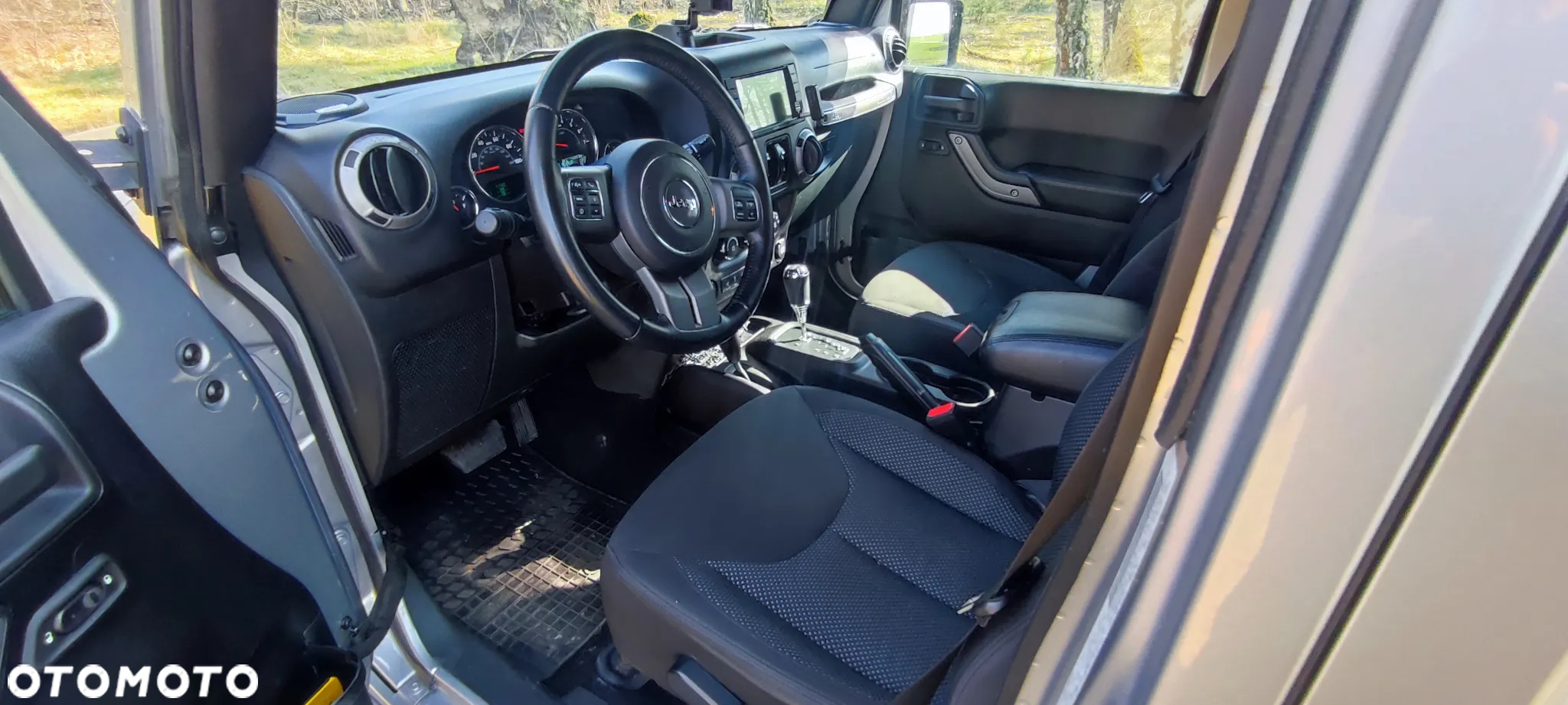 Jeep Wrangler 3.6 Unlim Black Edition II - 14