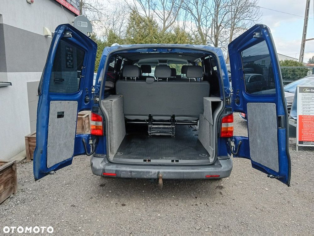 Volkswagen Transporter - 11