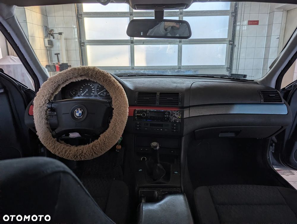 BMW Seria 3 316i - 7