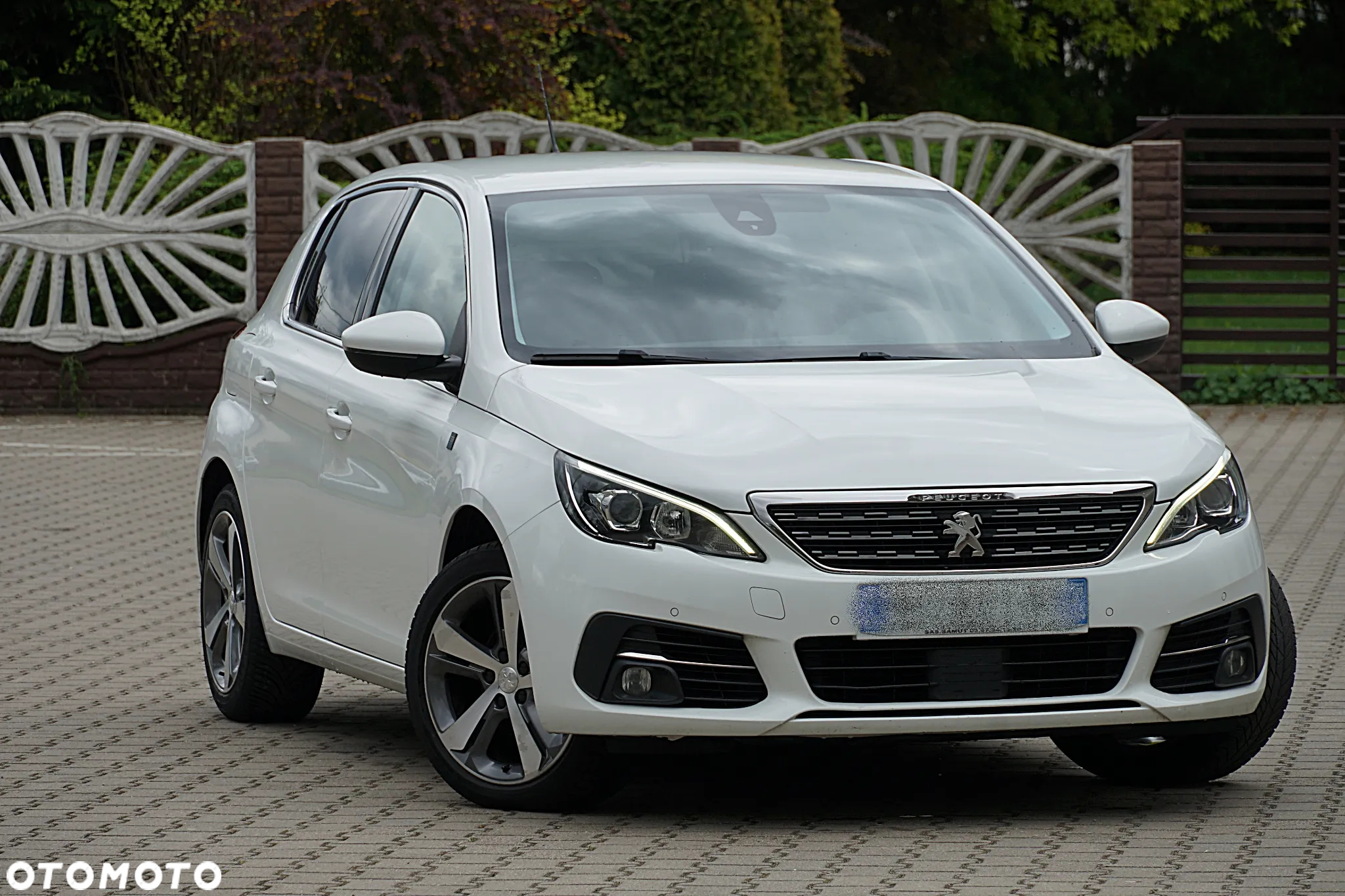 Peugeot 308 BlueHDi FAP 130 EAT8 Stop & Start Tech Edition - 8