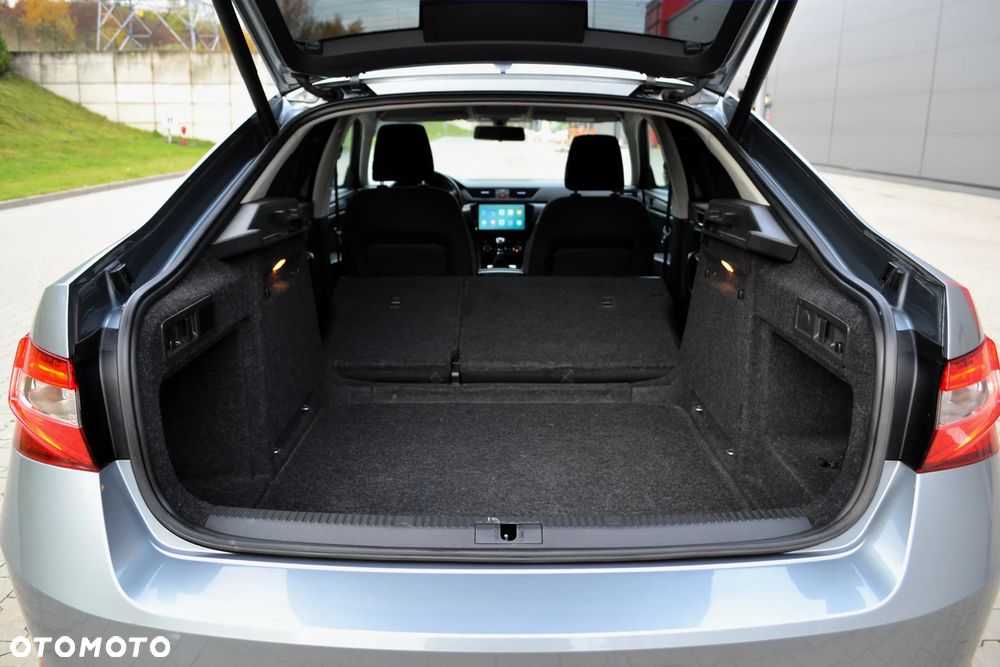 Skoda Superb 1.8 TSI Ambition - 32