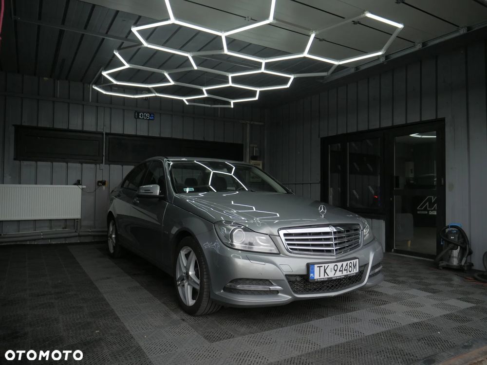 Mercedes-Benz Klasa C - 2