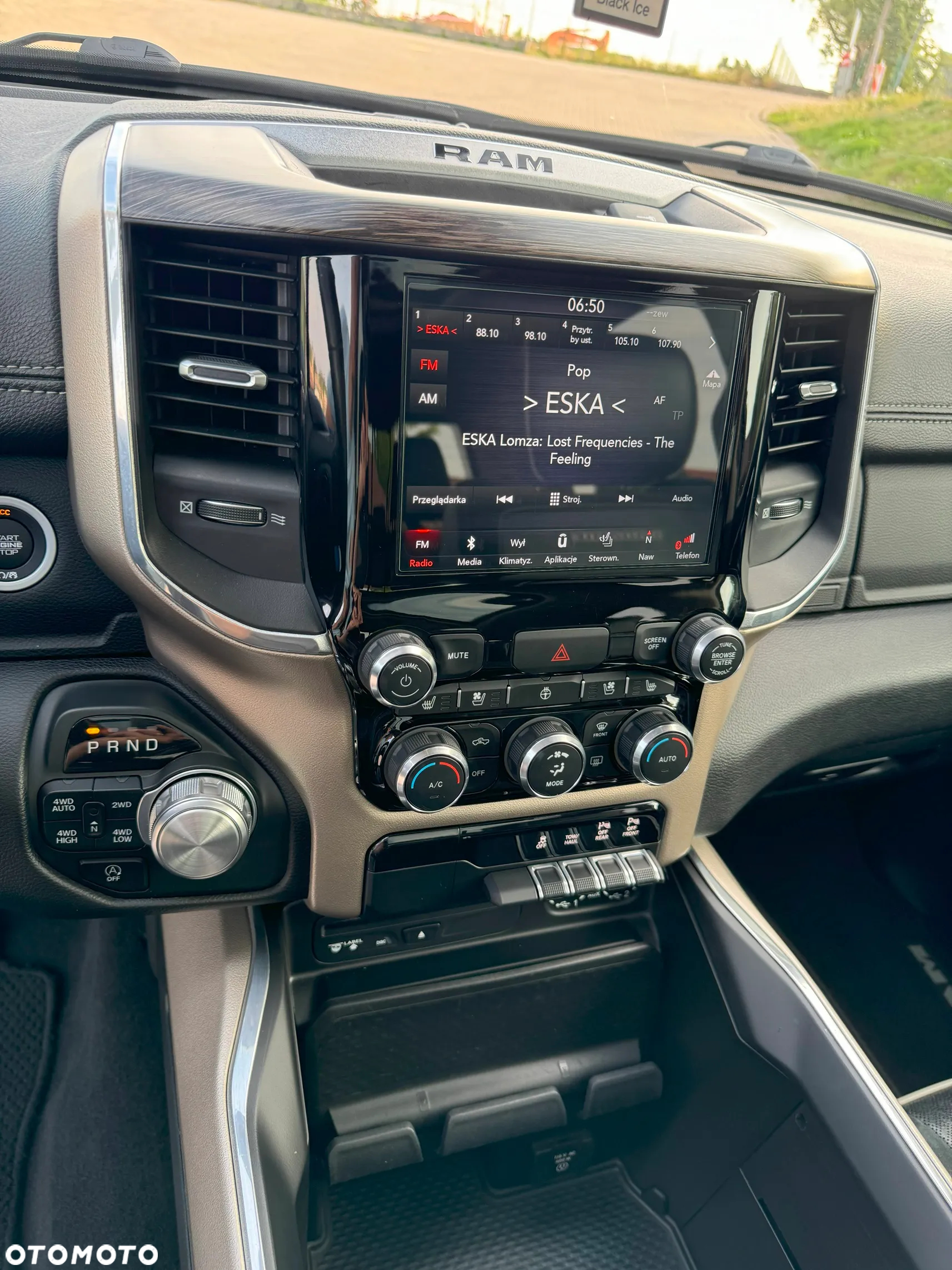 RAM 1500 - 13