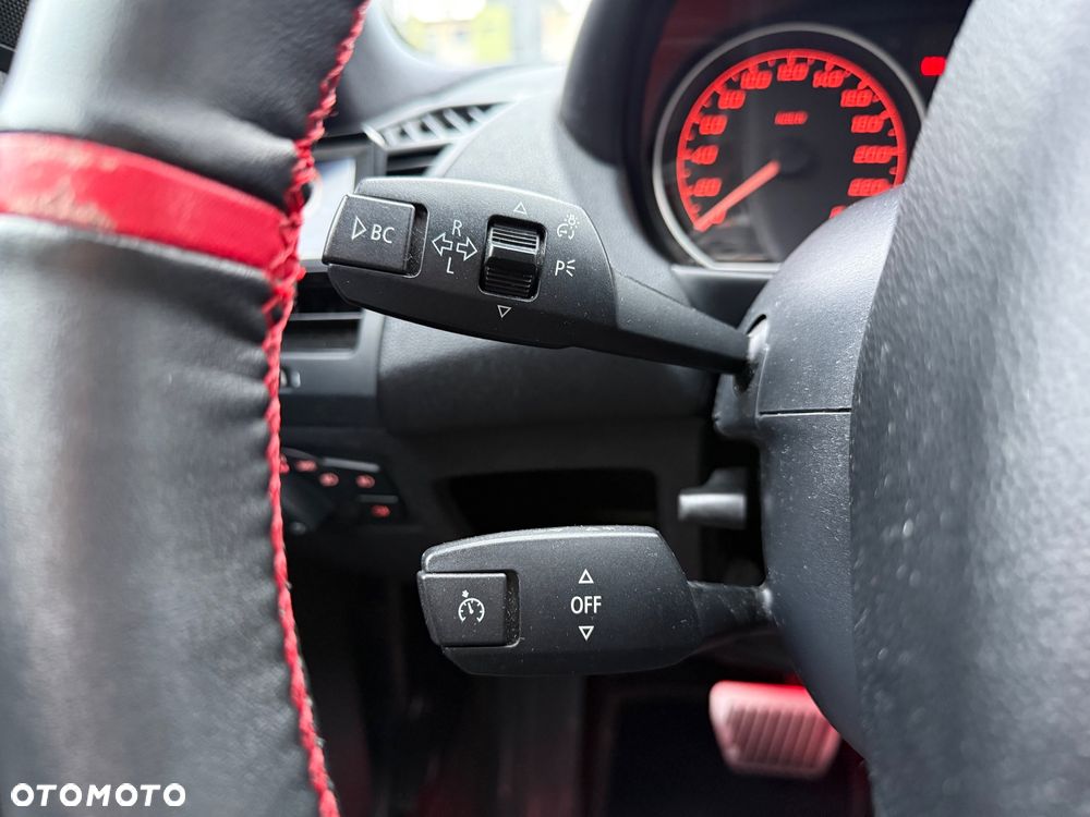 BMW Seria 1 120d - 15