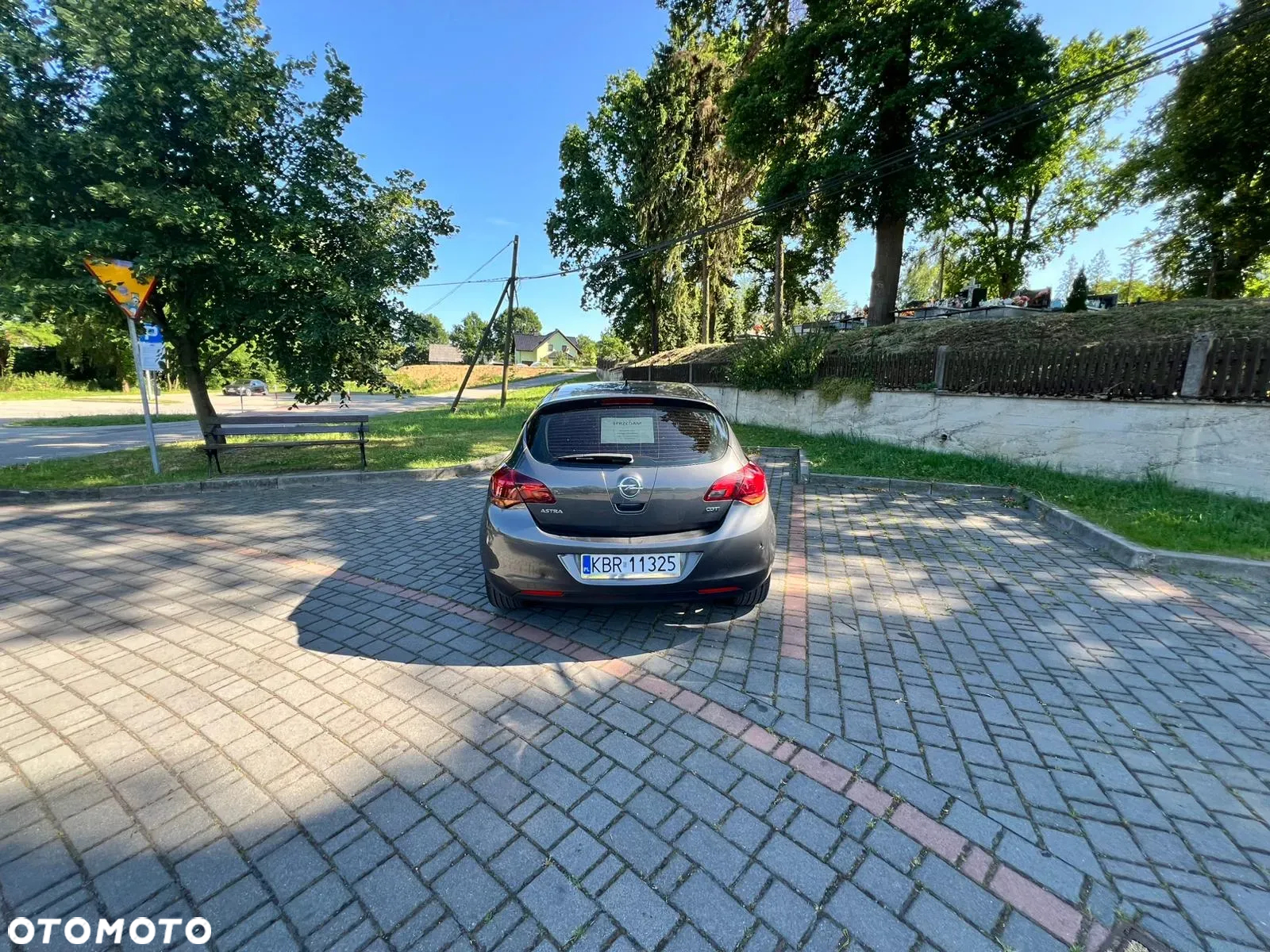 Opel Astra IV 1.7 CDTI Cosmo - 3