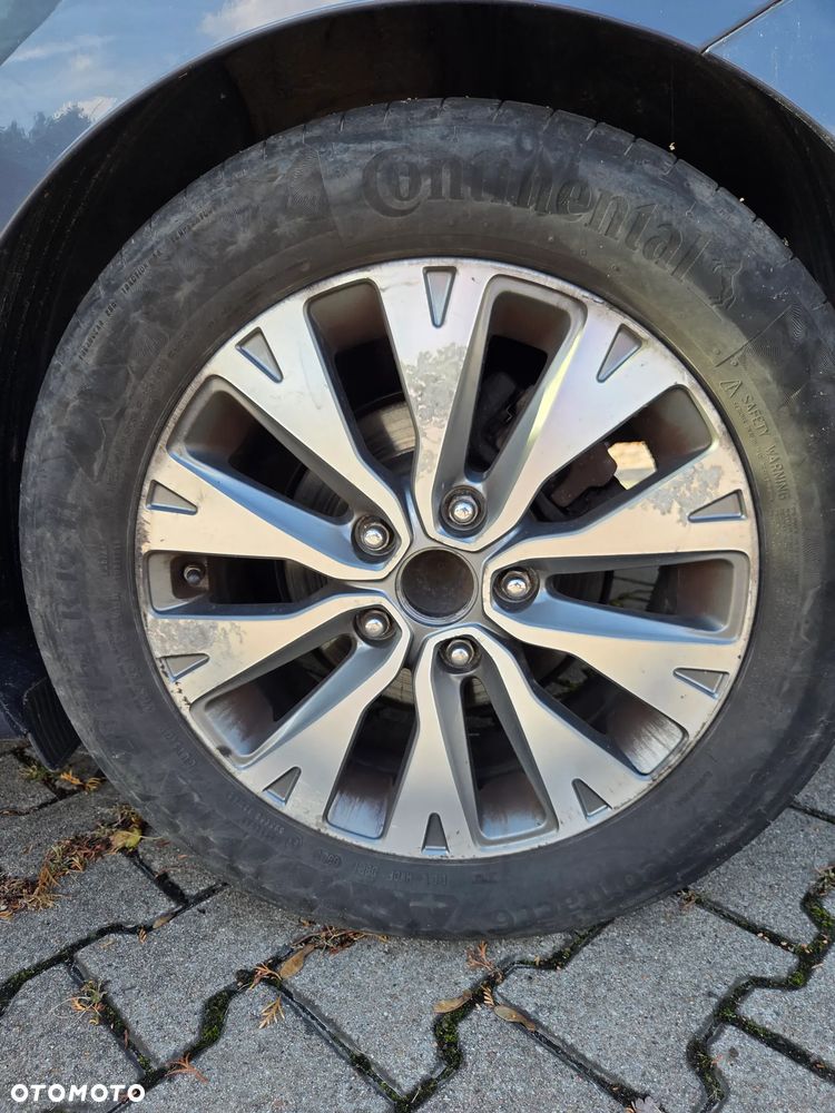 Kia Ceed - 28