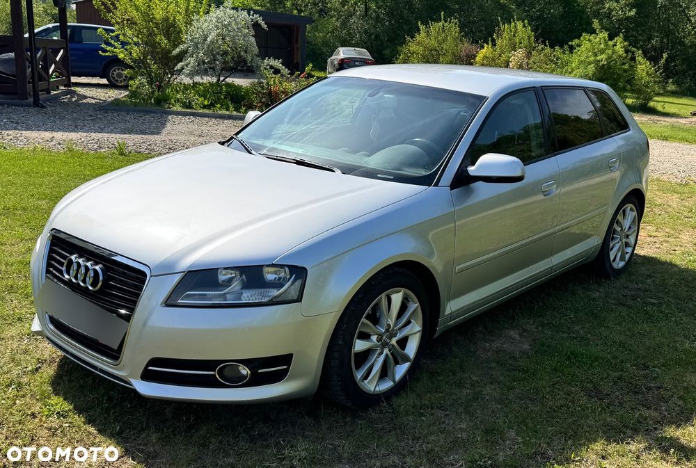 Audi A3 Sportback 2.0 TDI DPF Ambiente - 1