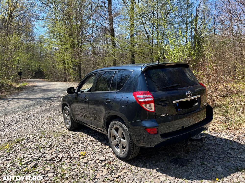 Toyota RAV4 - 3
