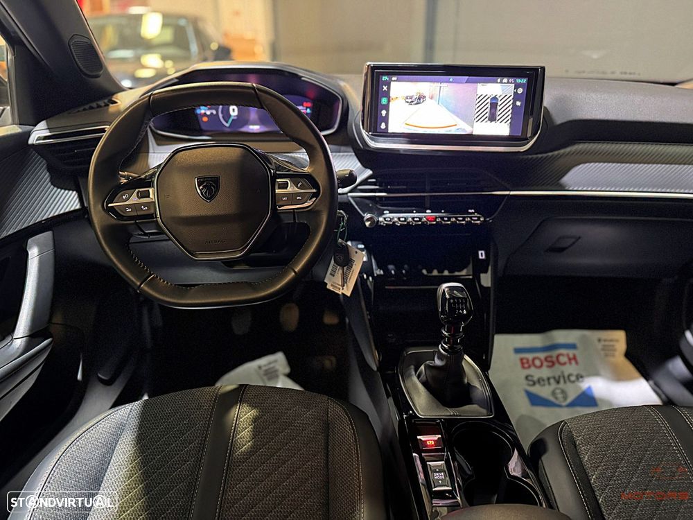 Peugeot 2008 1.2 PureTech Allure Pack - 19