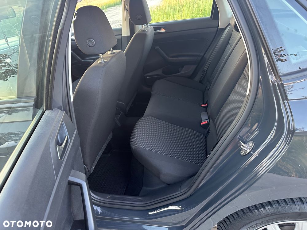 Volkswagen Polo - 18