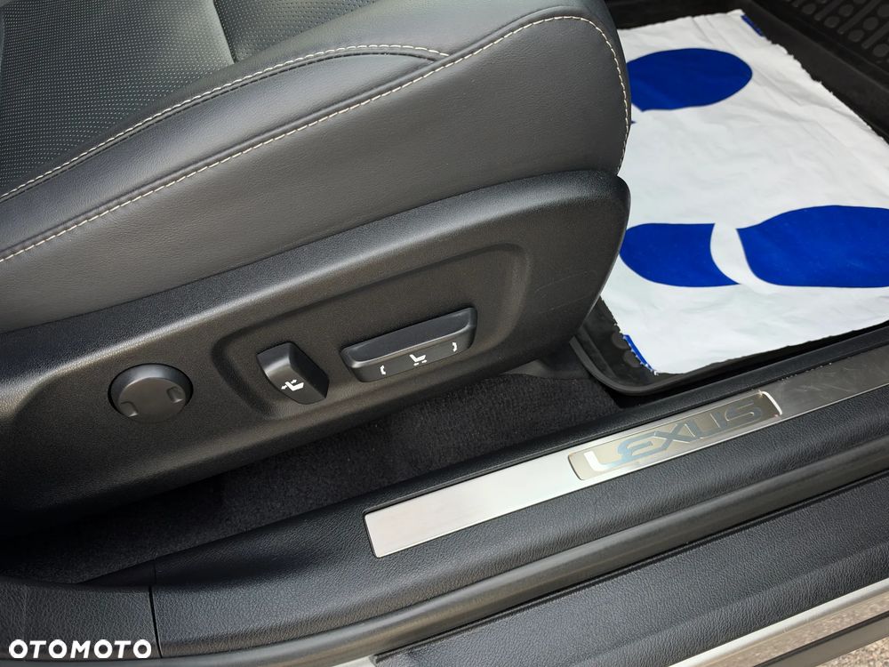 Lexus RX 450h Prestige - 16
