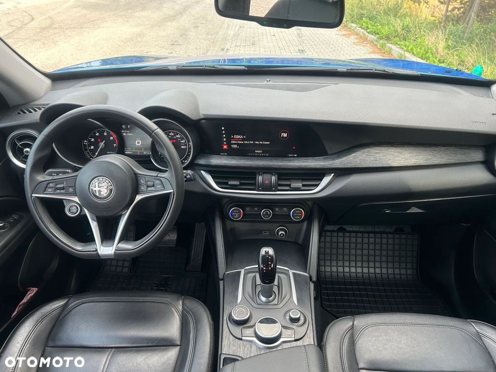 Alfa Romeo Stelvio 2.0 Turbo 16V AT8-Q4 Sprint - 38