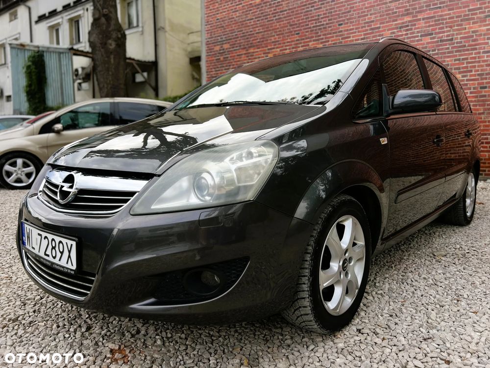 Opel Zafira - 32