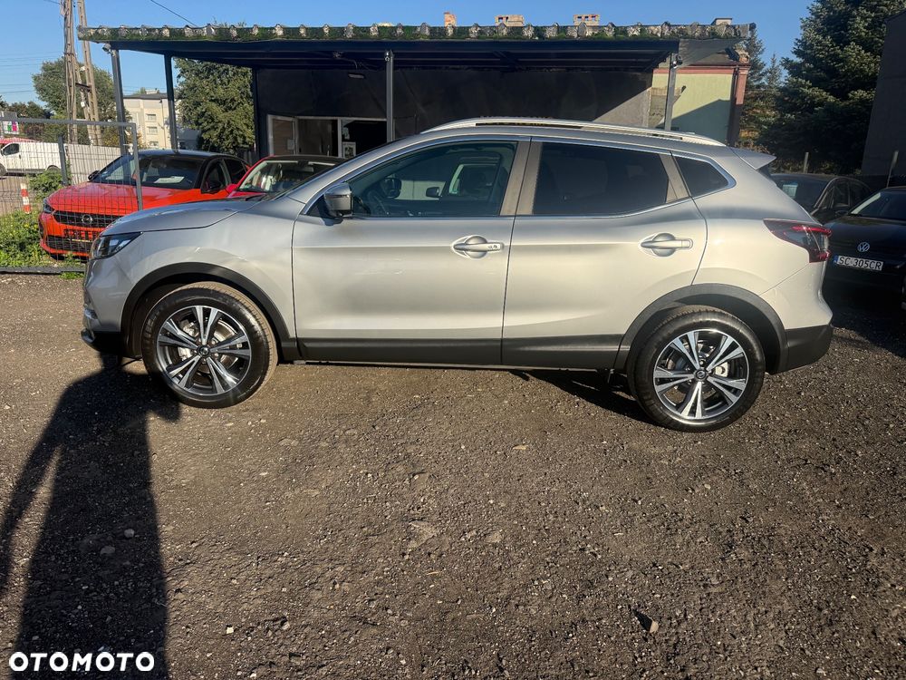 Nissan Qashqai - 1