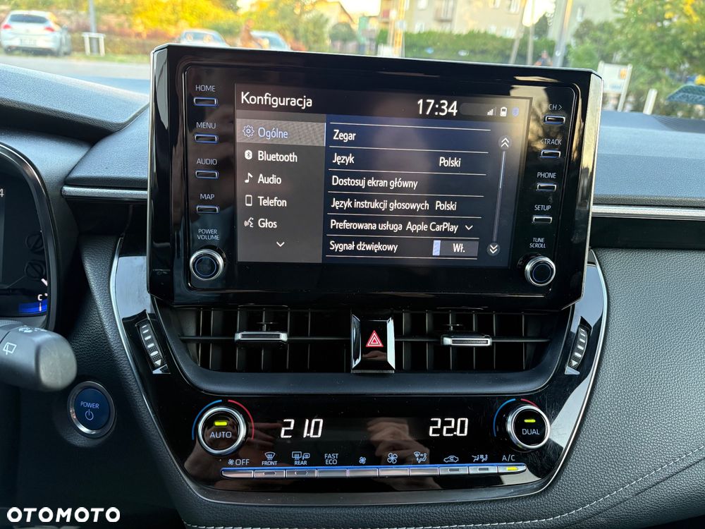 Toyota Corolla 1.8 Hybrid Executive - 22