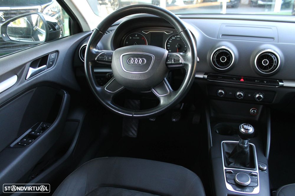 Audi A3 Limousine 1.6 TDI Sport - 41