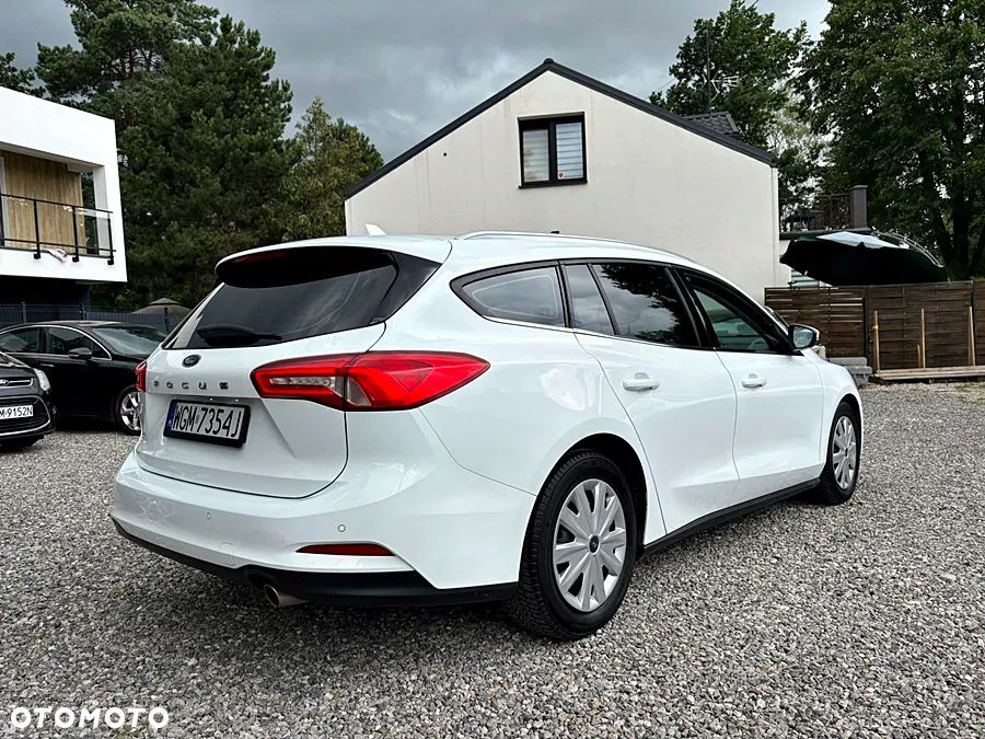 Ford Focus 1.5 EcoBlue Start-Stopp-System COOL&CONNECT - 4