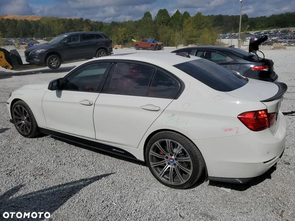 BMW Seria 3 335i - 5