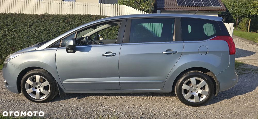 Peugeot 5008 1.6 HDi Premium - 10