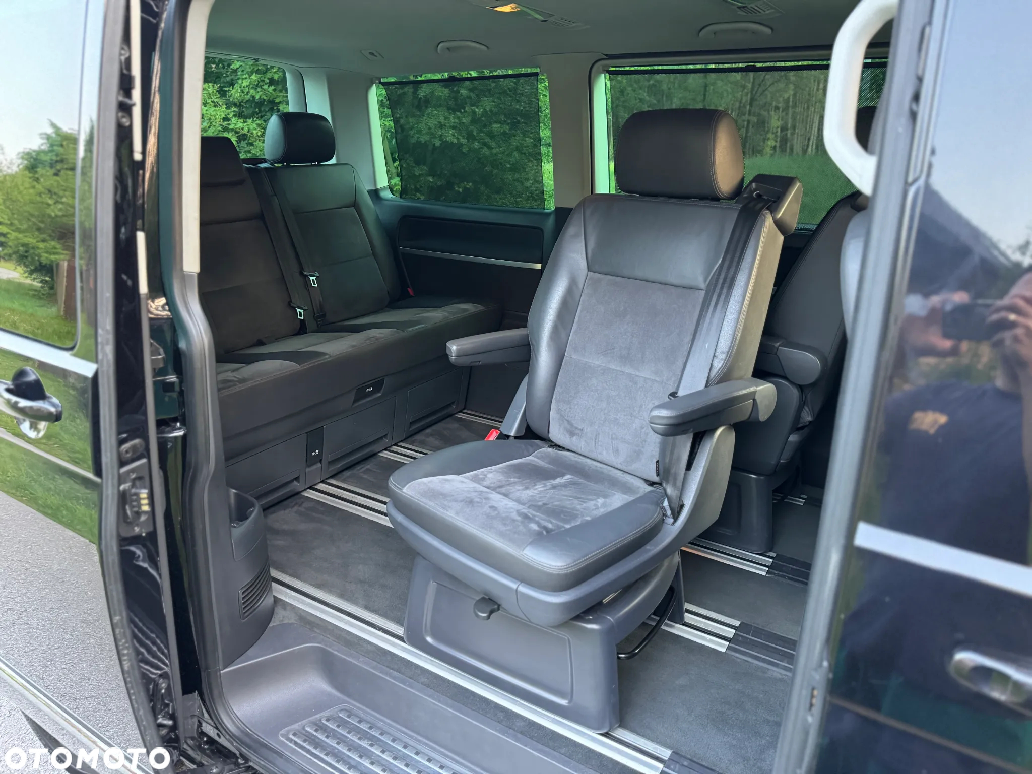 Volkswagen Multivan BiTDI L1 Highline - 8