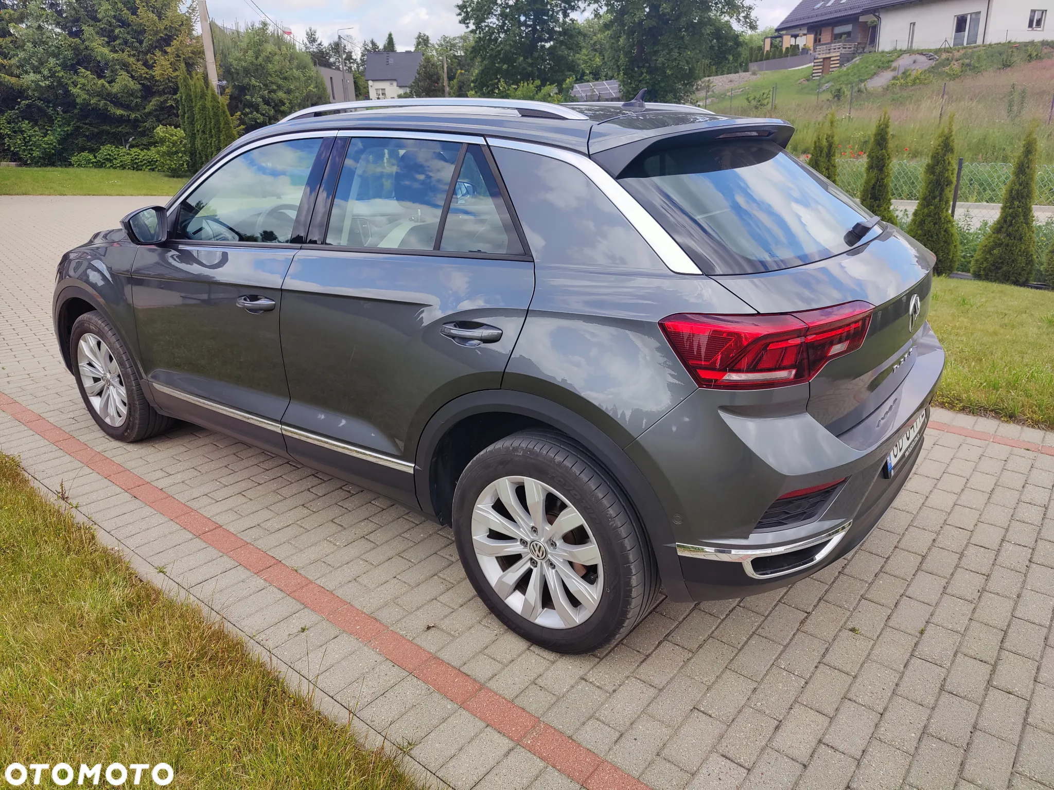 Volkswagen T-Roc - 17