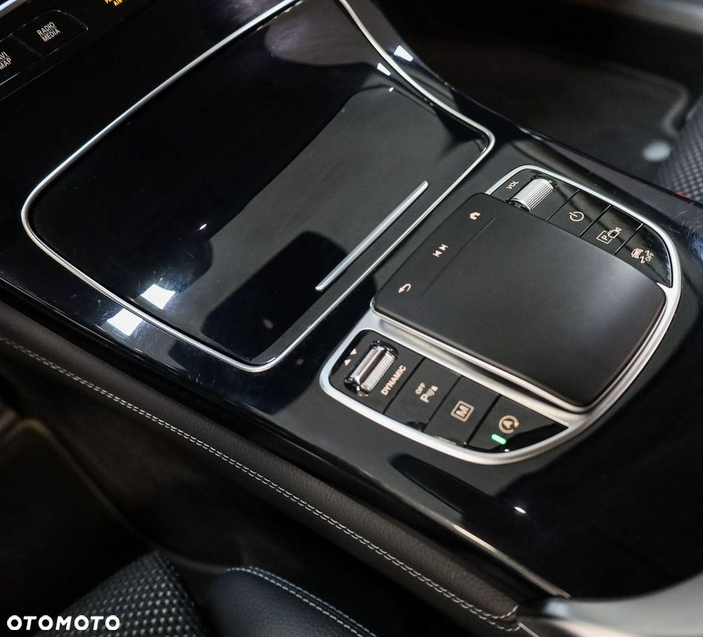 Mercedes-Benz GLC - 19