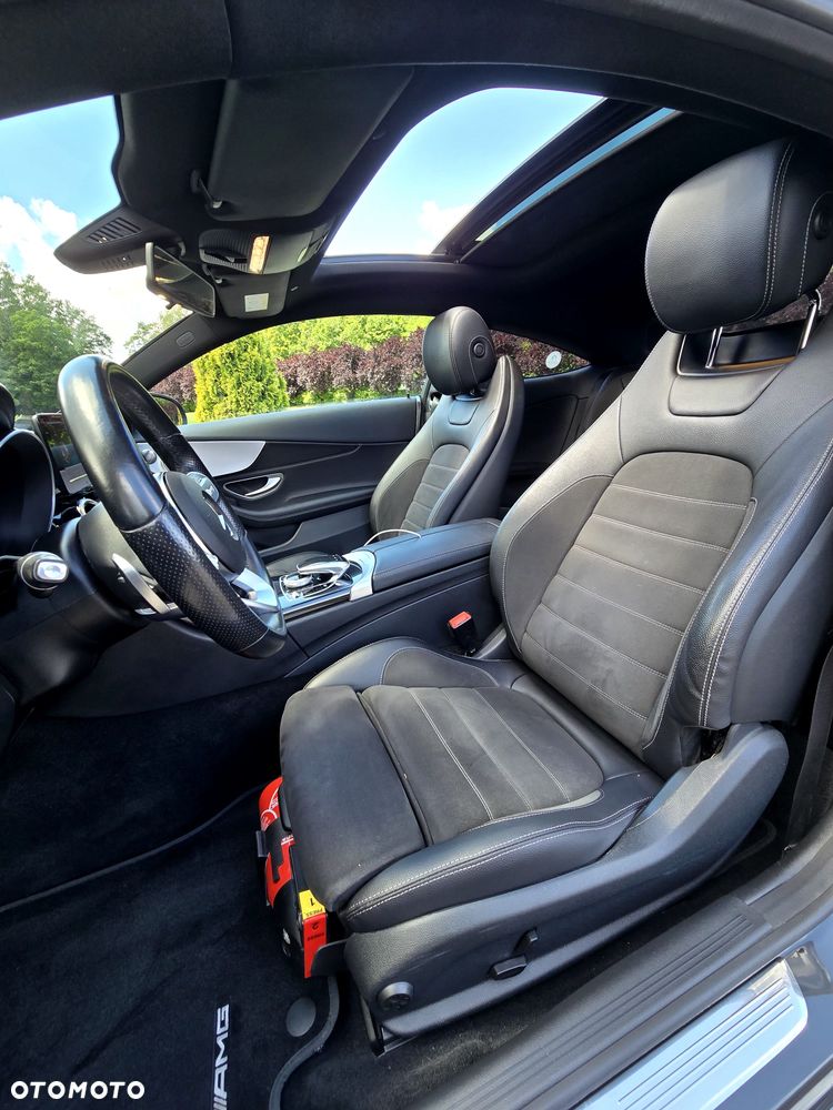 Mercedes-Benz Klasa C 300 4MATIC 9G-TRONIC - 19