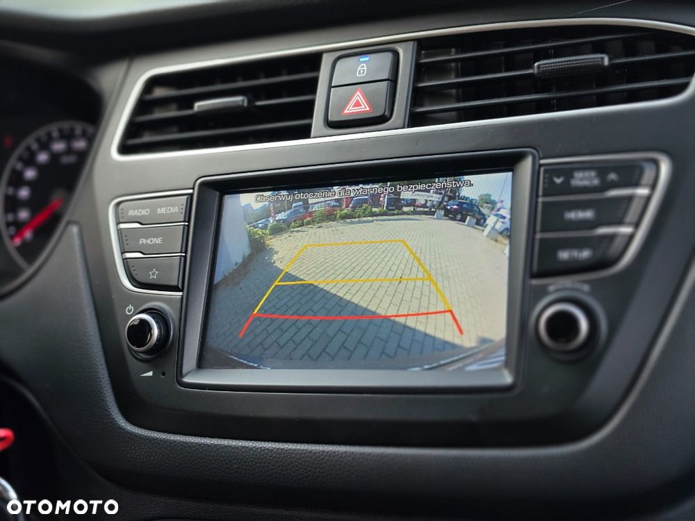 Hyundai i20 - 22
