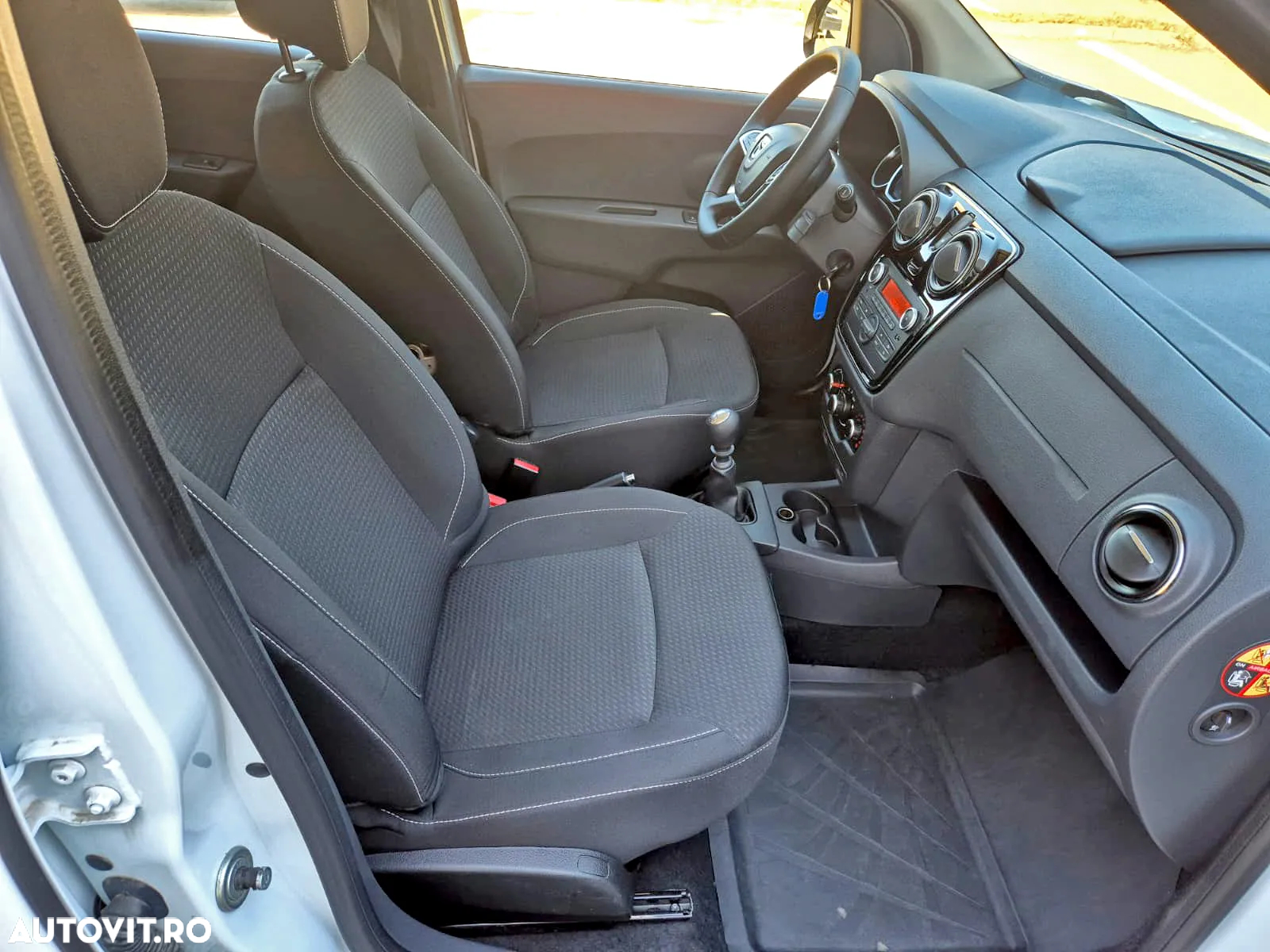Dacia Lodgy 1.5 Blue dCi Laureate - 19